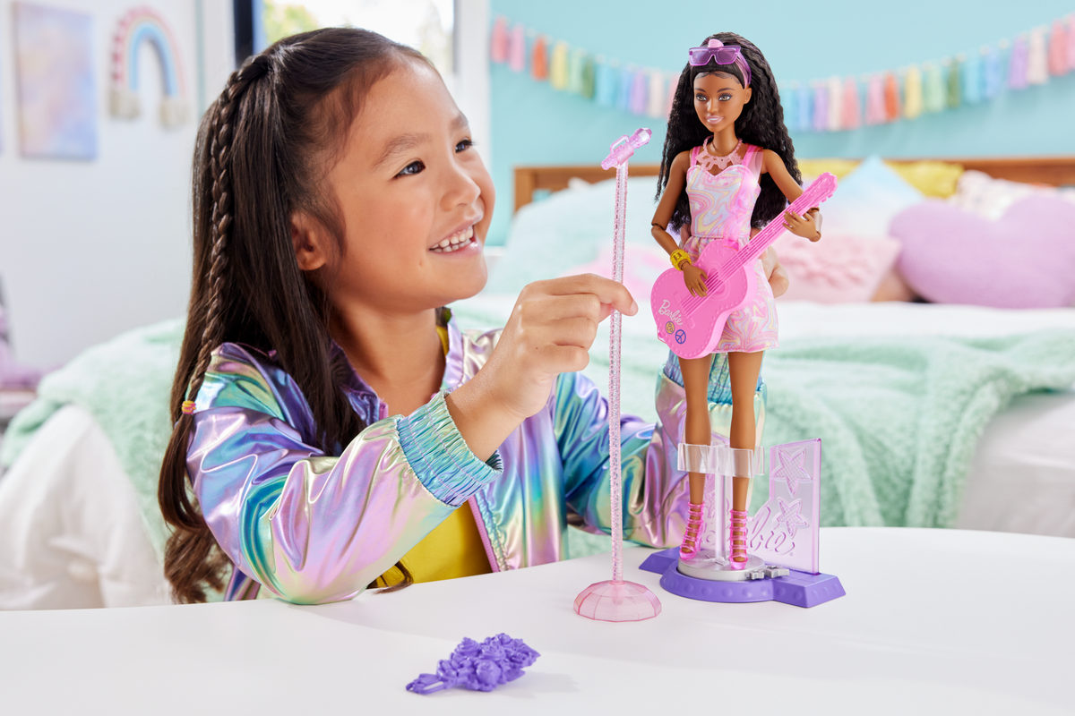 Barbie  Carrières  65Anniversaire  Vedette Pop et 10Accessoires