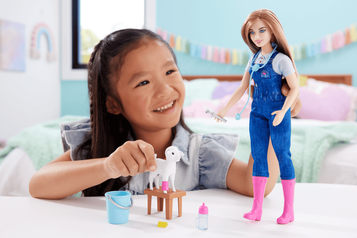 Barbie Carrières 65Eanniversaire Vétérinaire de Campagne, 10Acc.
